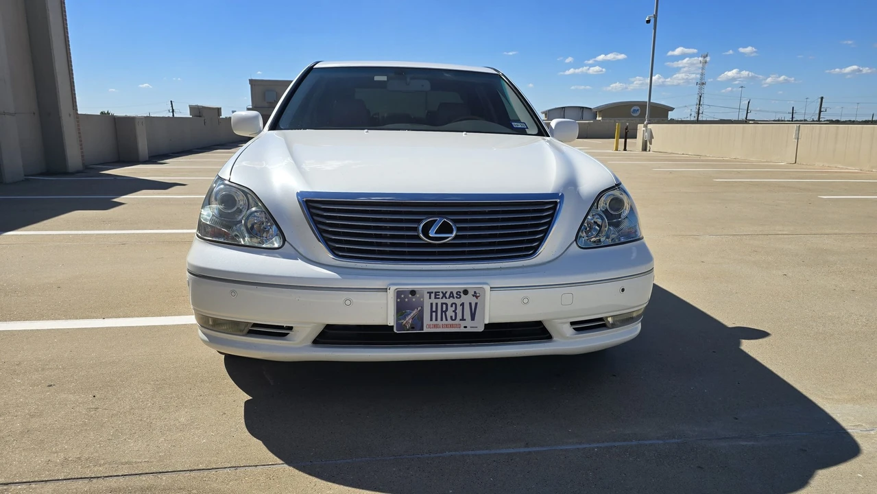 2006 Lexus LS 3rd Gen - Image 14 of 31