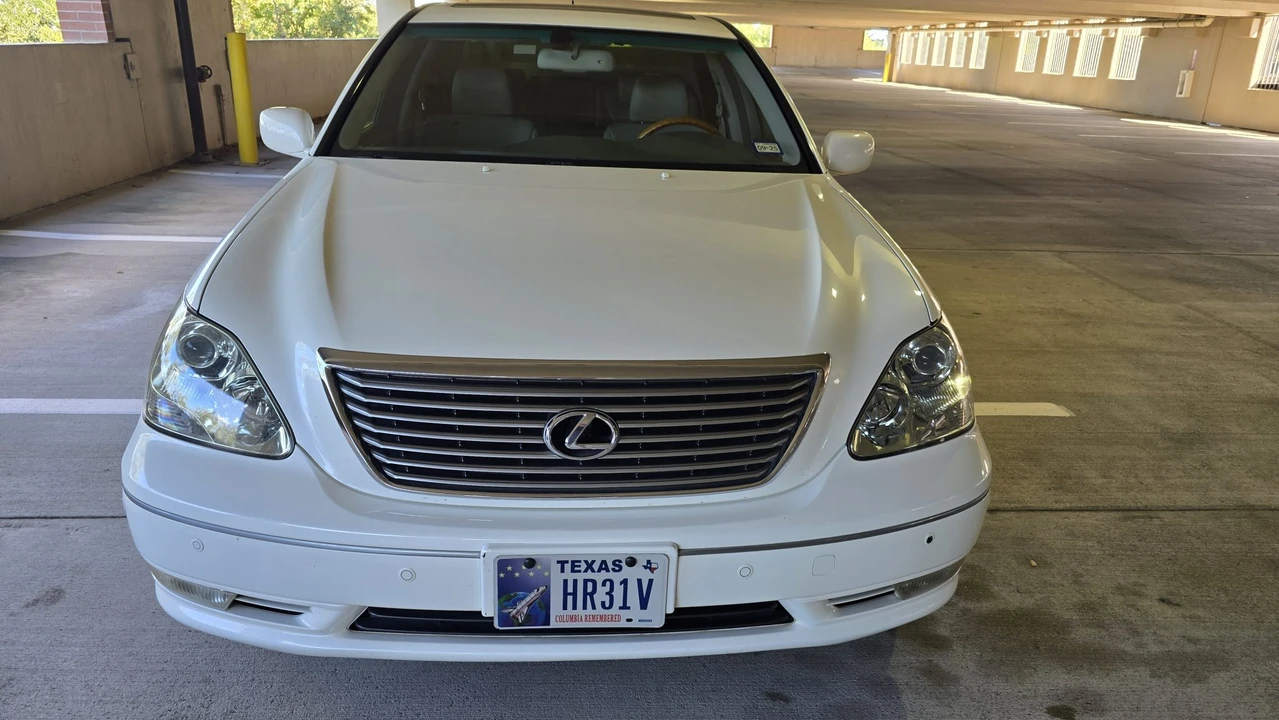 2006 Lexus LS 3rd Gen - Image 25 of 31