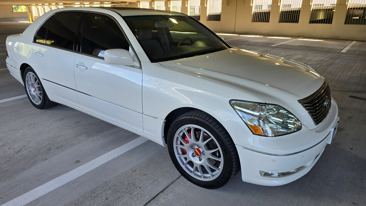 2006 Lexus LS 3rd Gen - Image 27 of 31