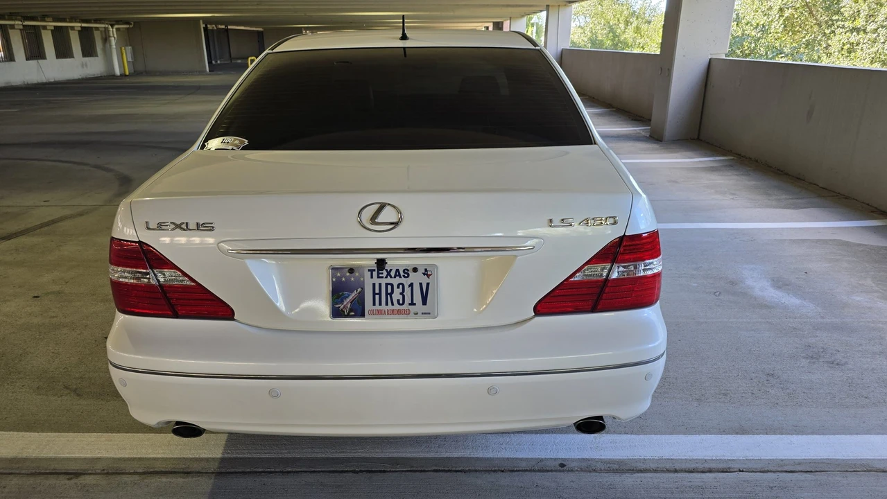 2006 Lexus LS 3rd Gen - Image 31 of 31