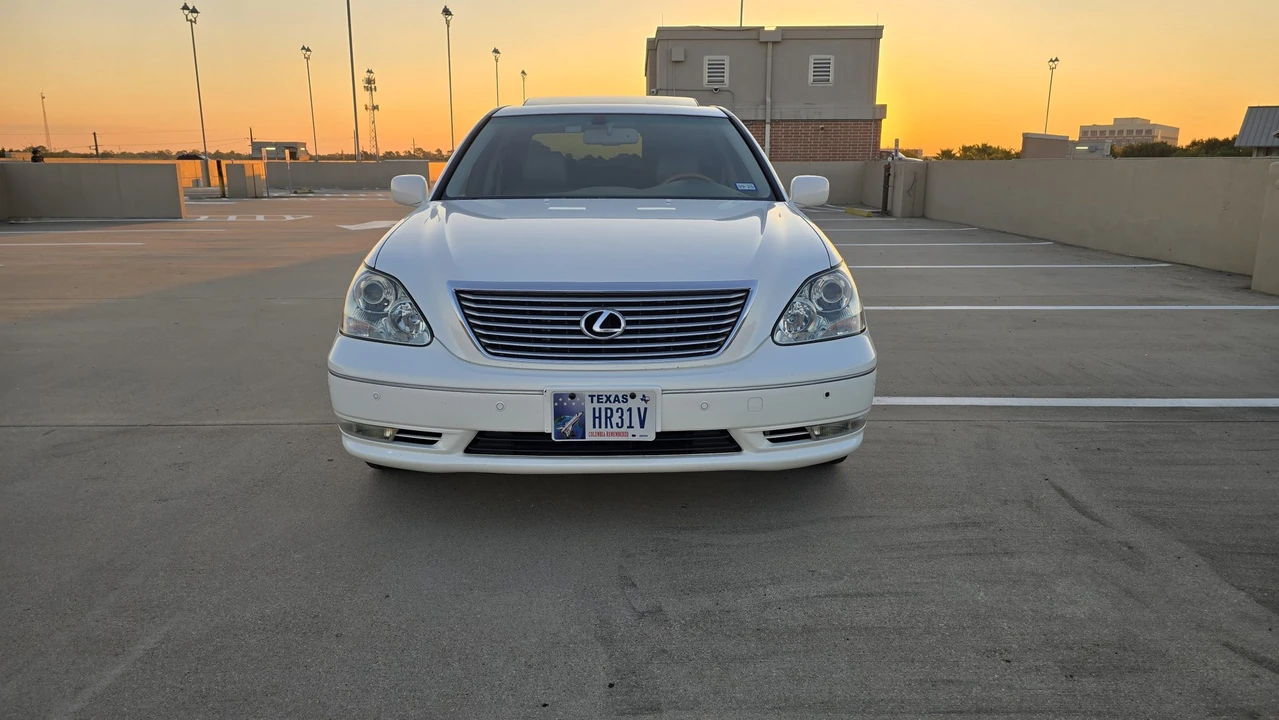 2006 Lexus LS 3rd Gen - Image 4 of 31