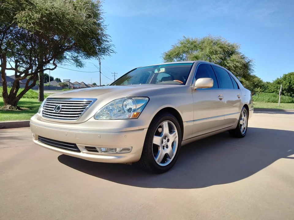 2006 Lexus LS 4th Gen - Image 4 of 31