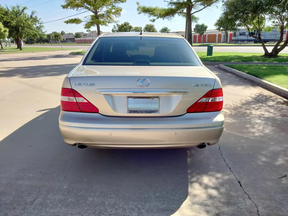 2006 Lexus LS 4th Gen - Image 24 of 31