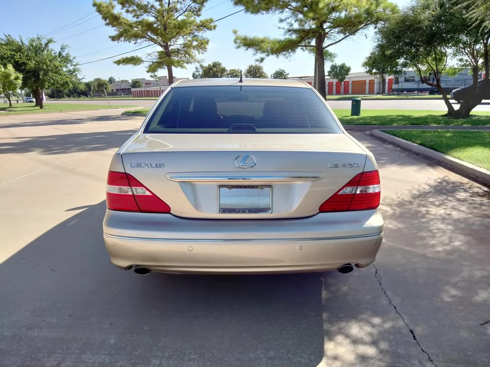 2006 Lexus LS 4th Gen - Image 23 of 31