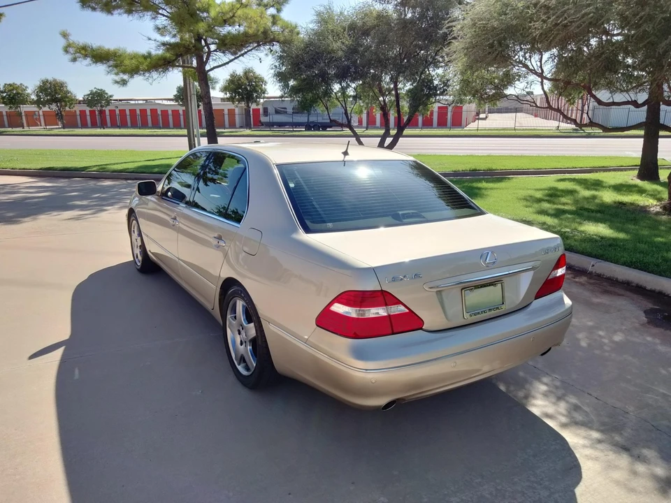 2006 Lexus LS 4th Gen - Image 28 of 31