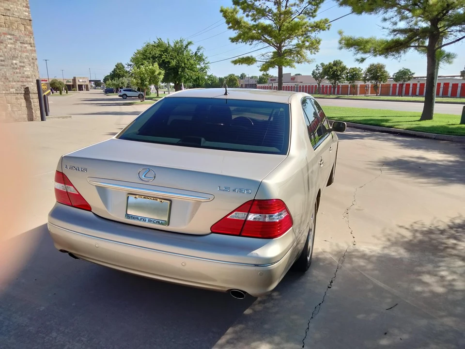 2006 Lexus LS 4th Gen - Image 22 of 31