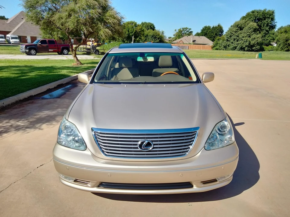 2006 Lexus LS 4th Gen - Image 8 of 31