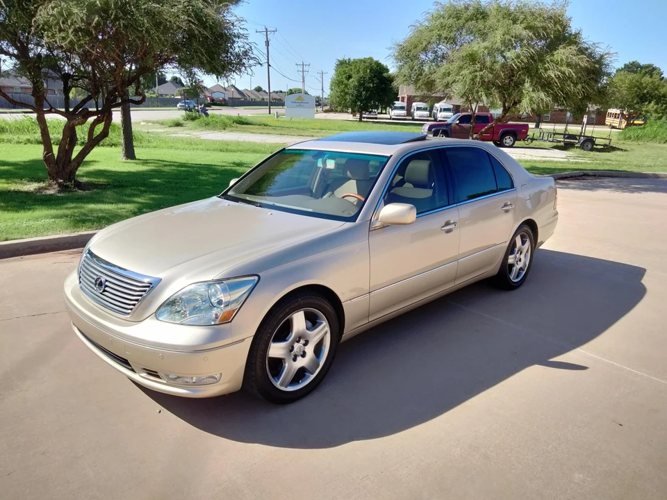 2006 Lexus LS 4th Gen - Image 3 of 31
