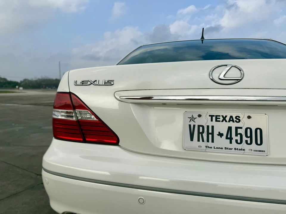 2006 Lexus LS 3rd Gen - Image 31 of 31