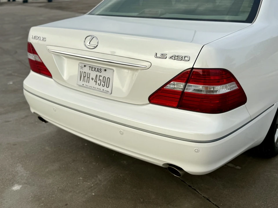 2006 Lexus LS 3rd Gen - Image 29 of 31
