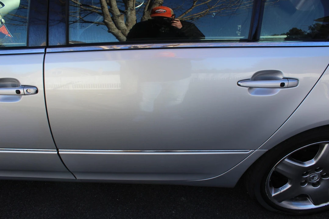 2006 Lexus LS 3rd Gen - Image 19 of 31