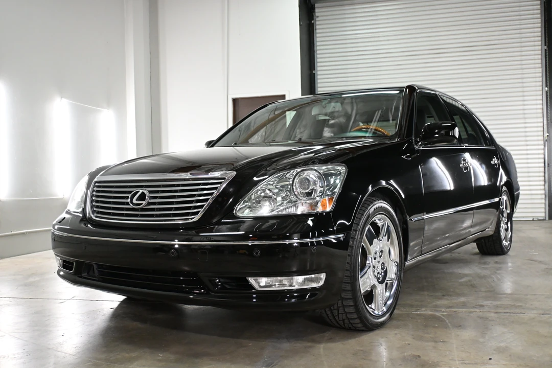 2006 Lexus LS 3rd Gen - Image 17 of 31