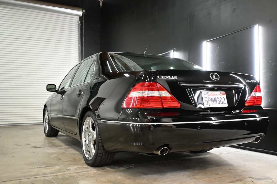 2006 Lexus LS 3rd Gen - Image 23 of 31