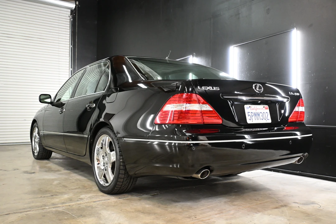 2006 Lexus LS 3rd Gen - Image 22 of 31