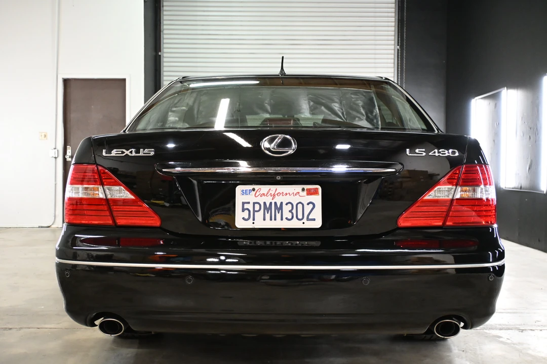 2006 Lexus LS 3rd Gen - Image 27 of 31