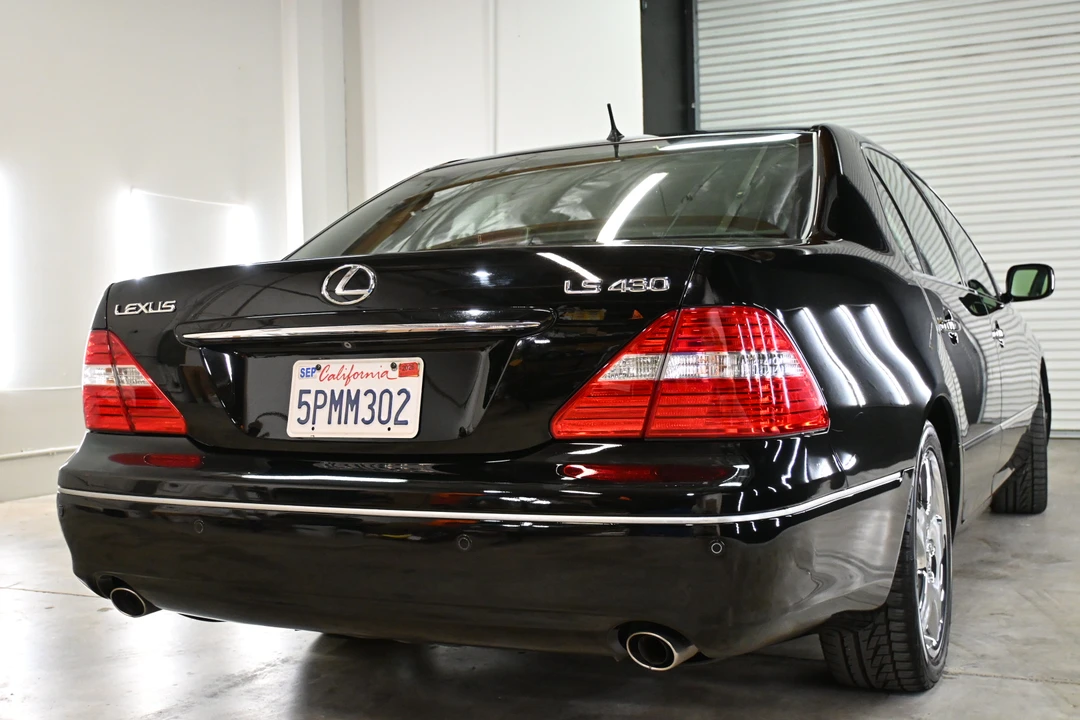2006 Lexus LS 3rd Gen - Image 28 of 31