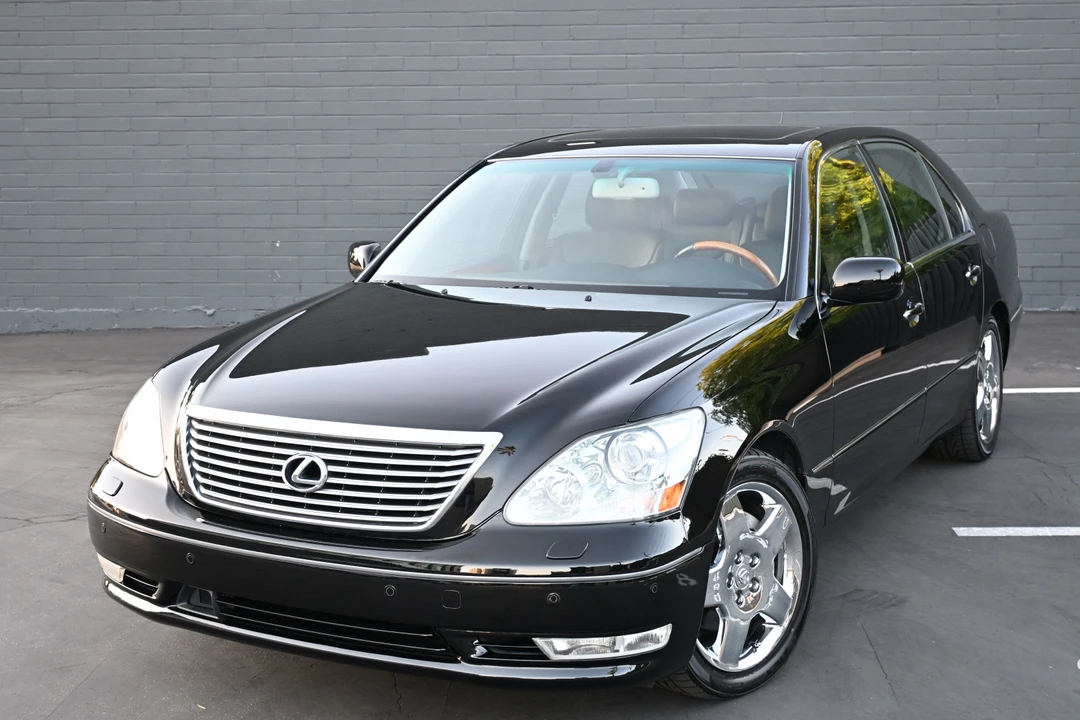 2006 Lexus LS 3rd Gen - Image 5 of 31