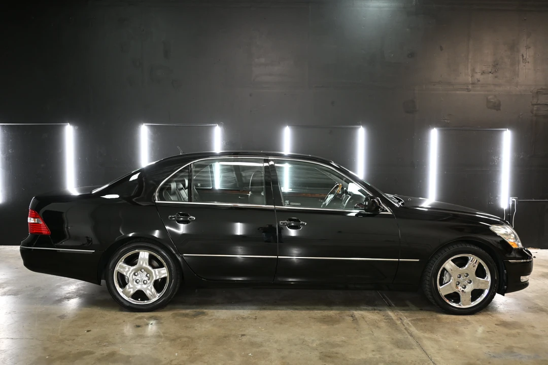 2006 Lexus LS 3rd Gen - Image 31 of 31