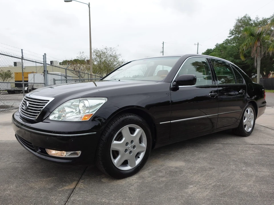 2006 Lexus LS 3rd Gen - Image 2 of 31