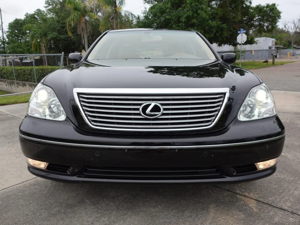 2006 Lexus LS 3rd Gen - Image 3 of 31