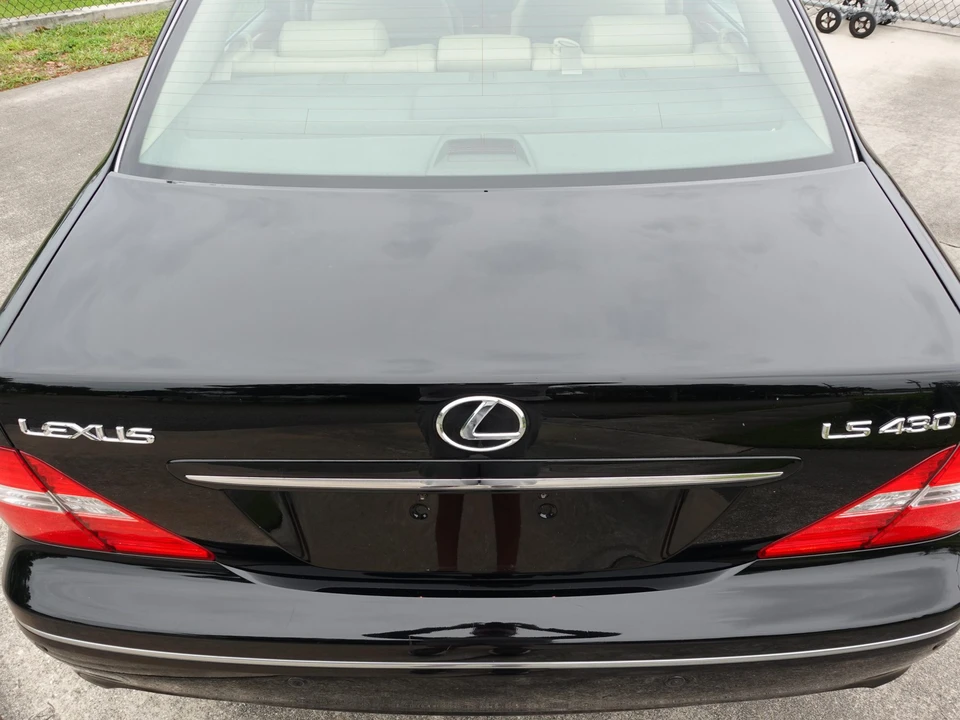 2006 Lexus LS 3rd Gen - Image 20 of 31