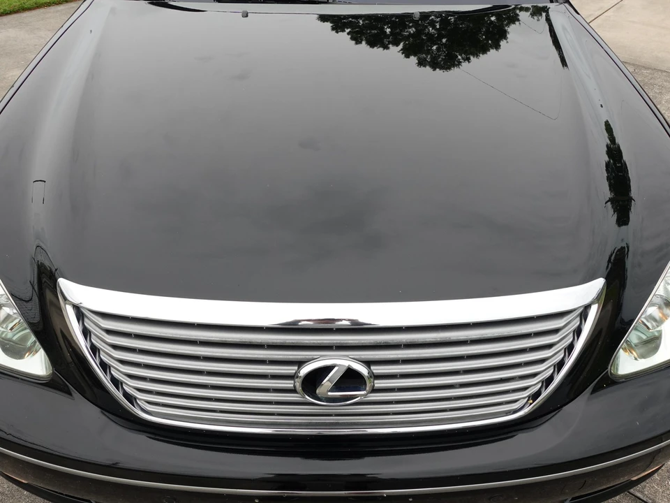2006 Lexus LS 3rd Gen - Image 10 of 31