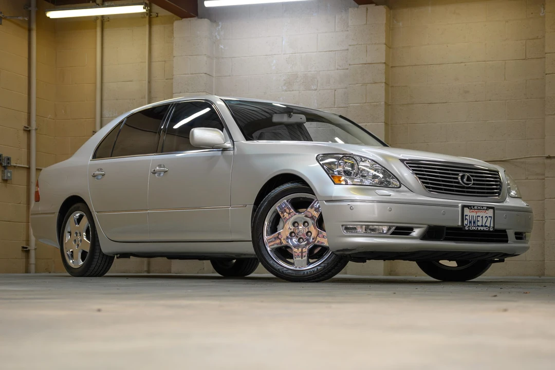 2006 Lexus LS 3rd Gen - Image 11 of 31