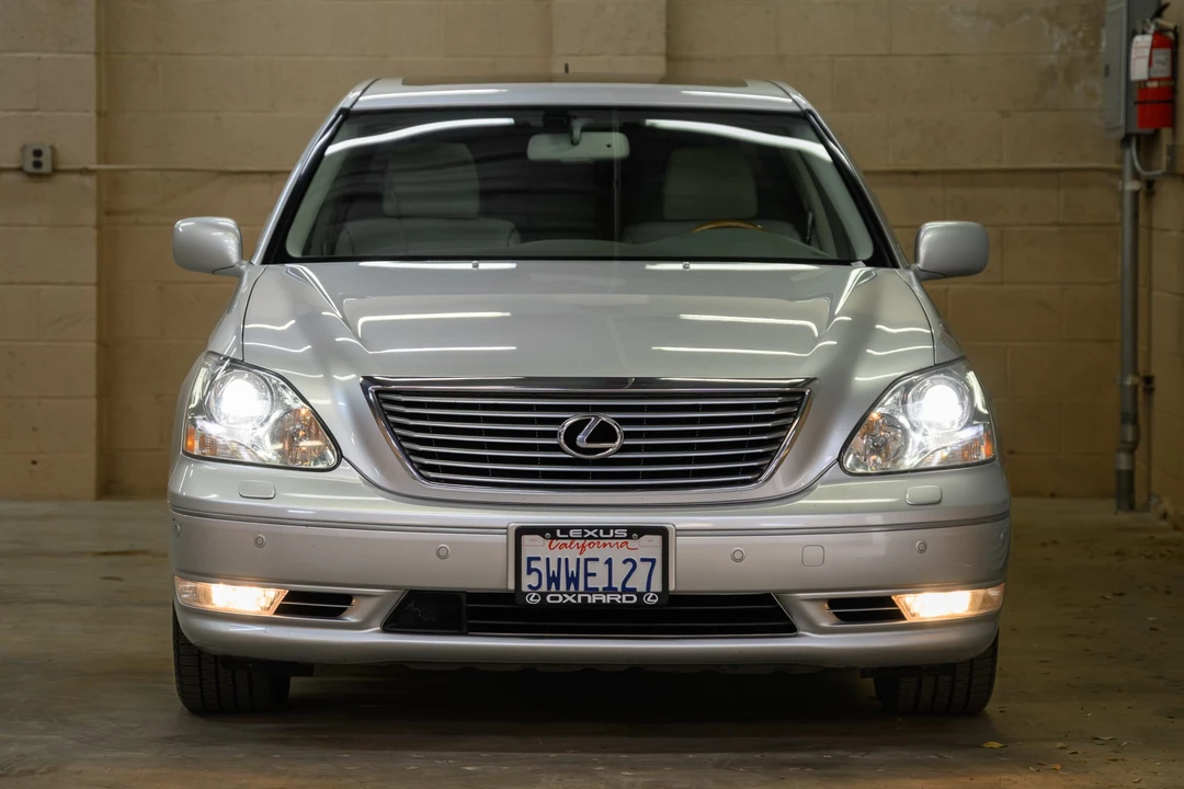 2006 Lexus LS 3rd Gen - Image 6 of 31