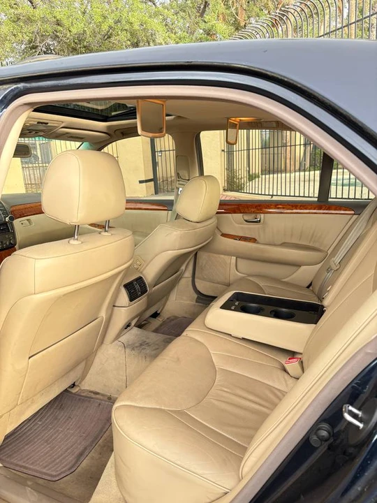 2006 Lexus LS 3rd Gen - Image 6 of 9