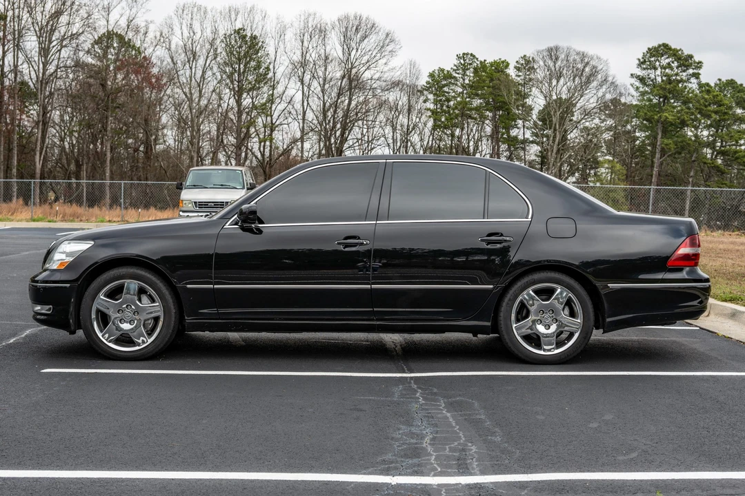 2006 Lexus LS 3rd Gen - Image 4 of 31