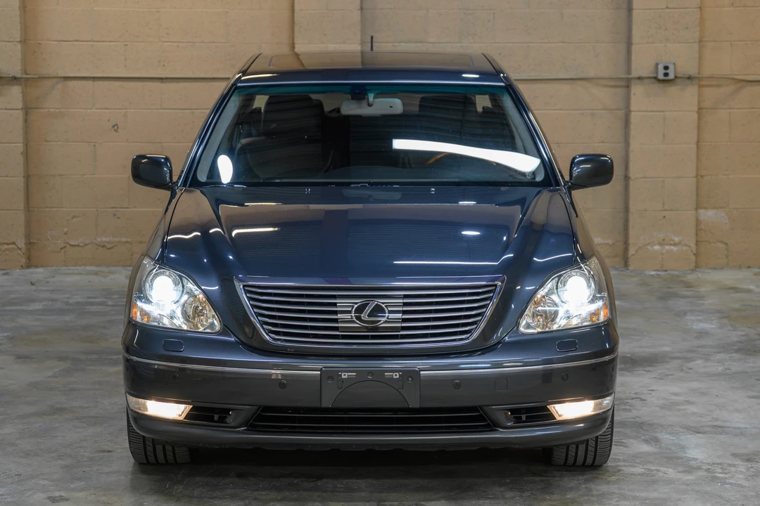 2006 Lexus LS 3rd Gen - Image 5 of 31