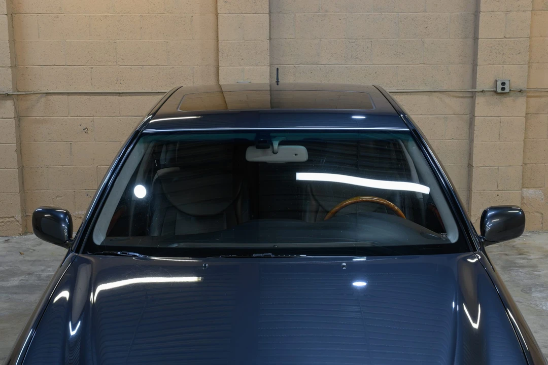 2006 Lexus LS 3rd Gen - Image 22 of 31
