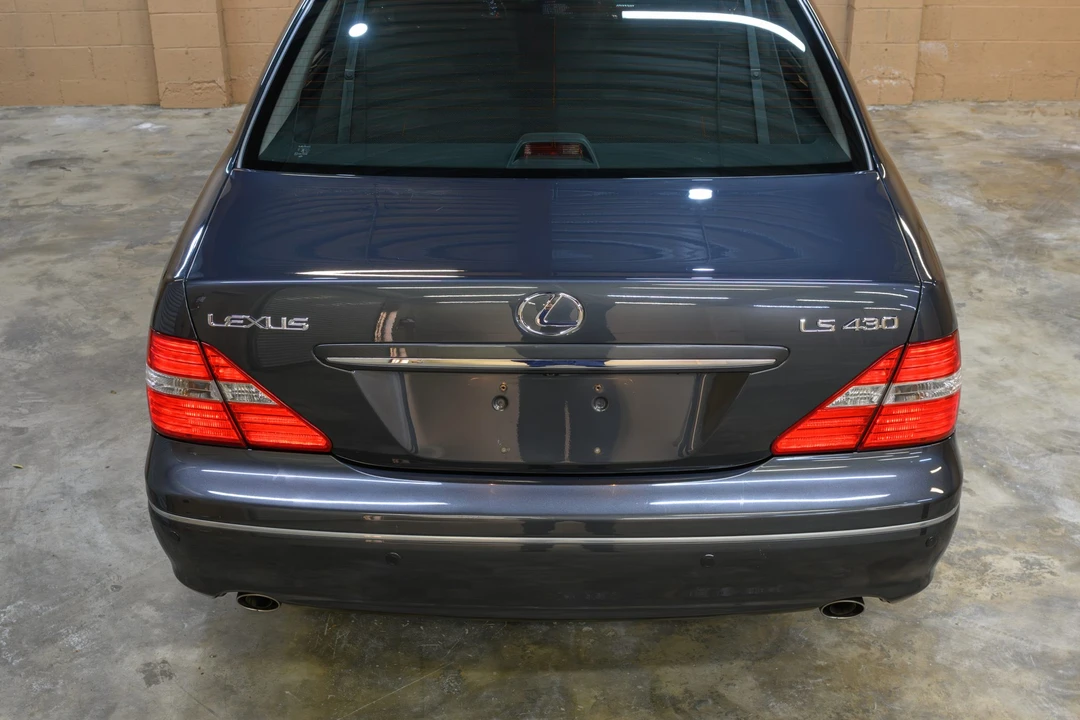 2006 Lexus LS 3rd Gen - Image 29 of 31