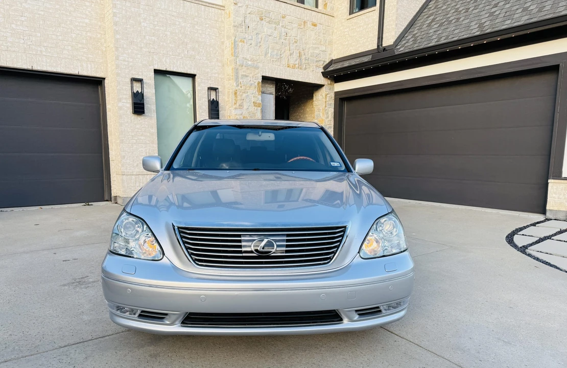 2006 Lexus LS 3rd Gen - Image 15 of 31