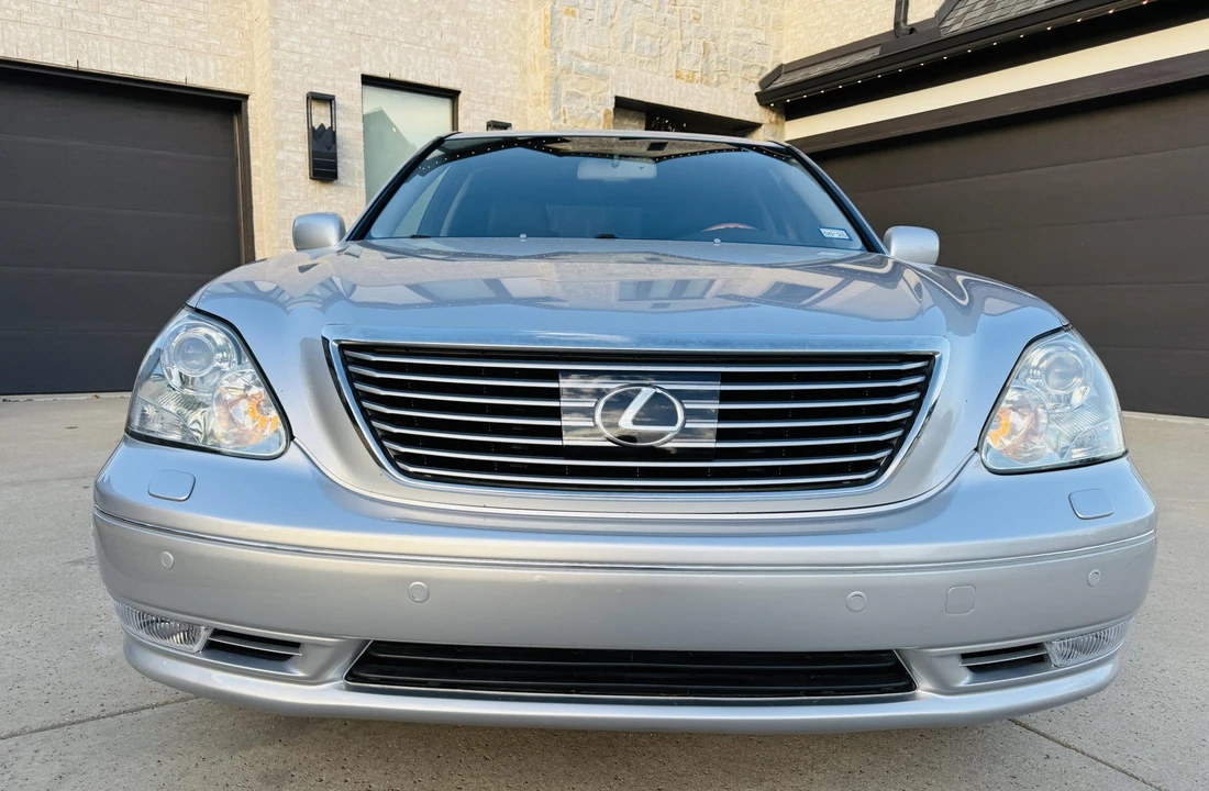 2006 Lexus LS 3rd Gen - Image 17 of 31