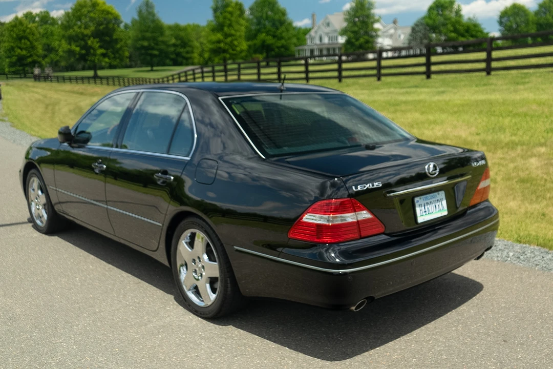 2006 Lexus LS 3rd Gen - Image 30 of 31