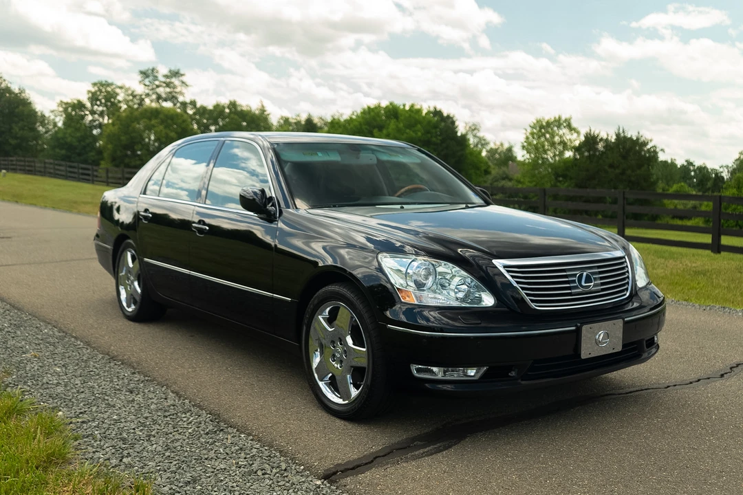 2006 Lexus LS 3rd Gen - Image 14 of 31