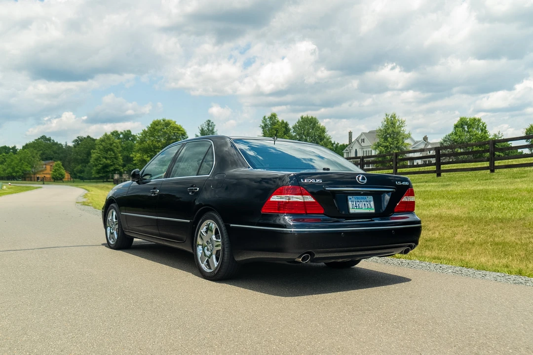 2006 Lexus LS 3rd Gen - Image 28 of 31