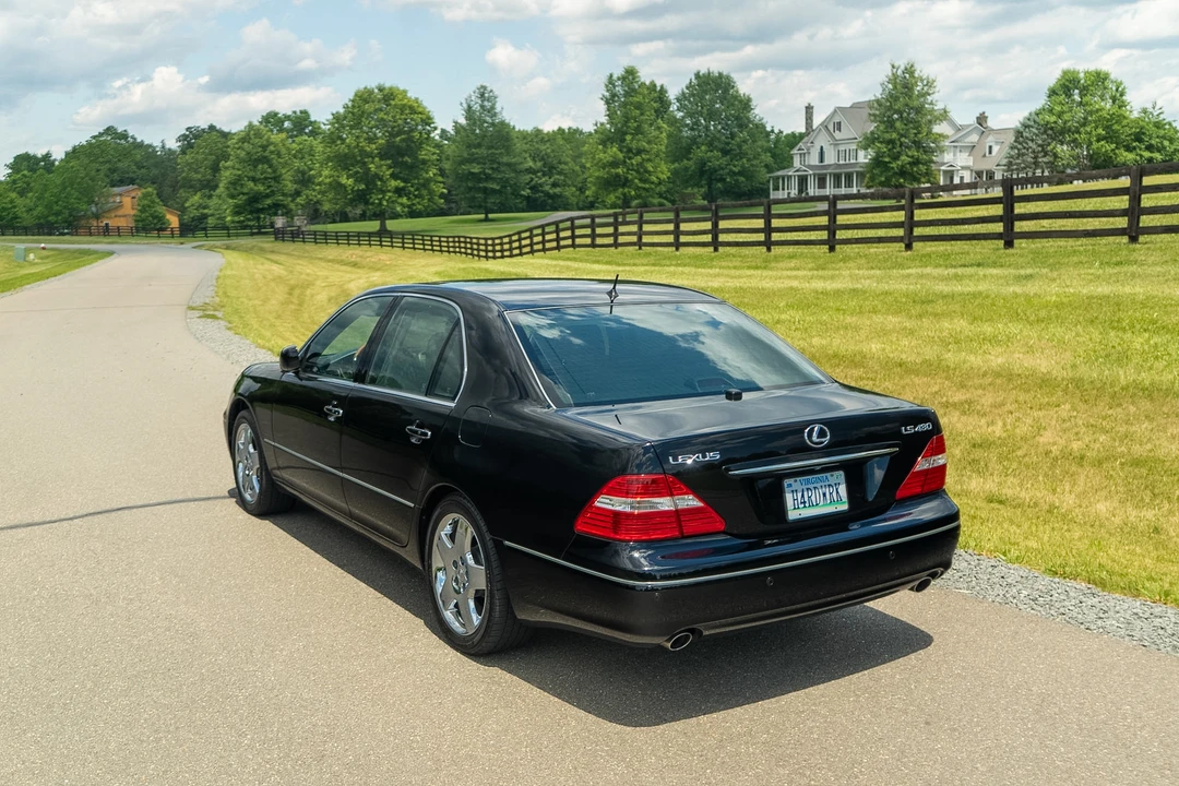 2006 Lexus LS 3rd Gen - Image 29 of 31