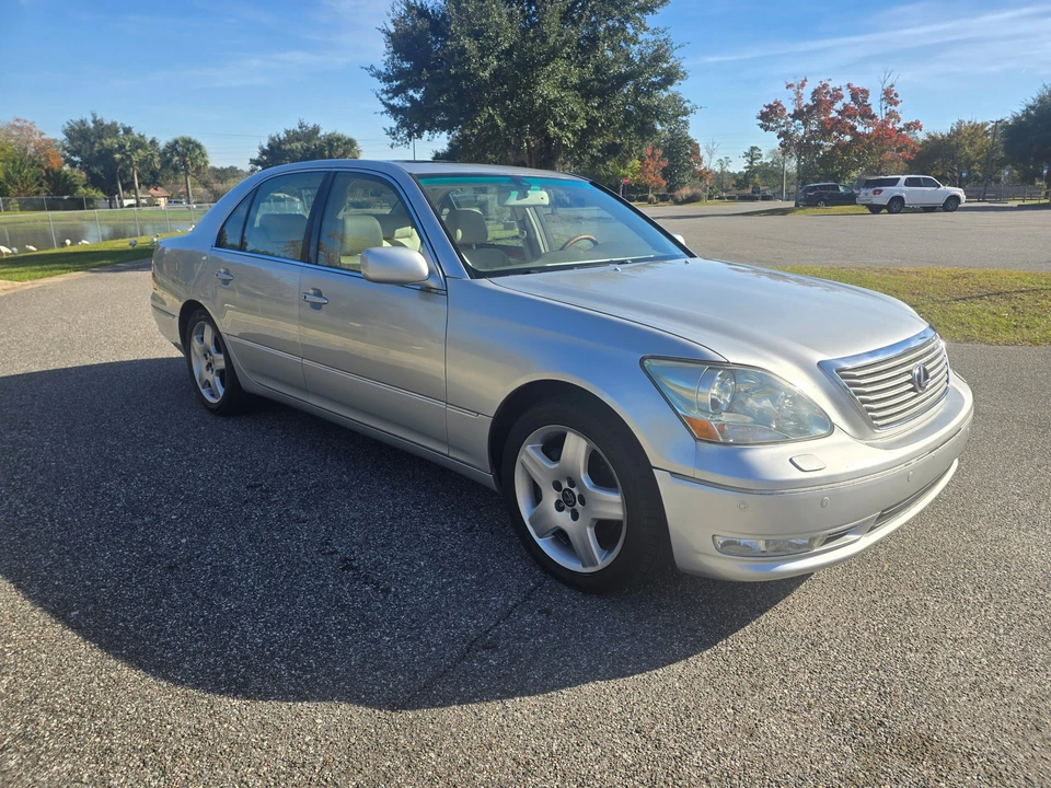 2006 Lexus LS 3rd Gen - Image 8 of 31