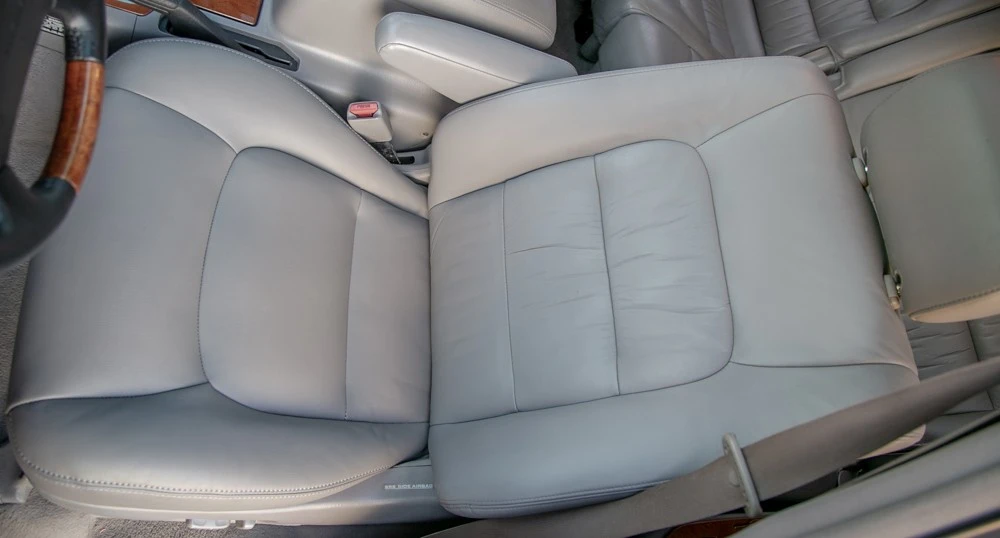 2006 Lexus LX 2nd Gen - Image 14 of 19