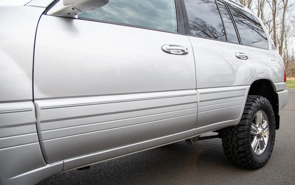2006 Lexus LX 2nd Gen - Image 12 of 19