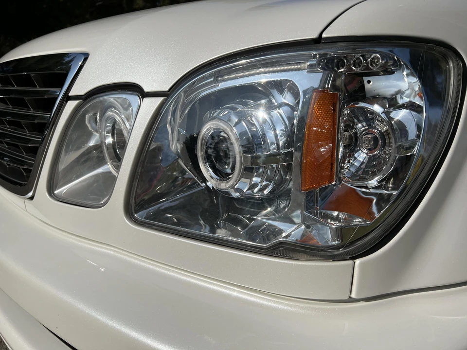 2006 Lexus LX 2nd Gen - Image 27 of 31