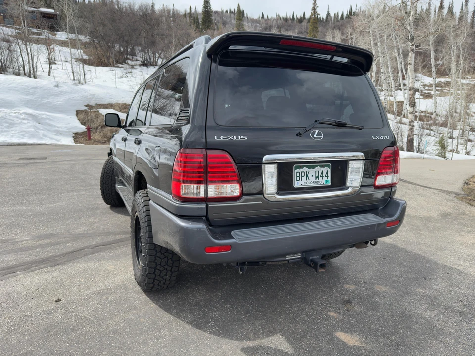 2006 Lexus LX 2nd Gen - Image 17 of 31