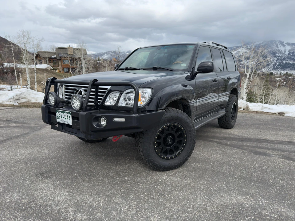 2006 Lexus LX 2nd Gen - Image 12 of 31