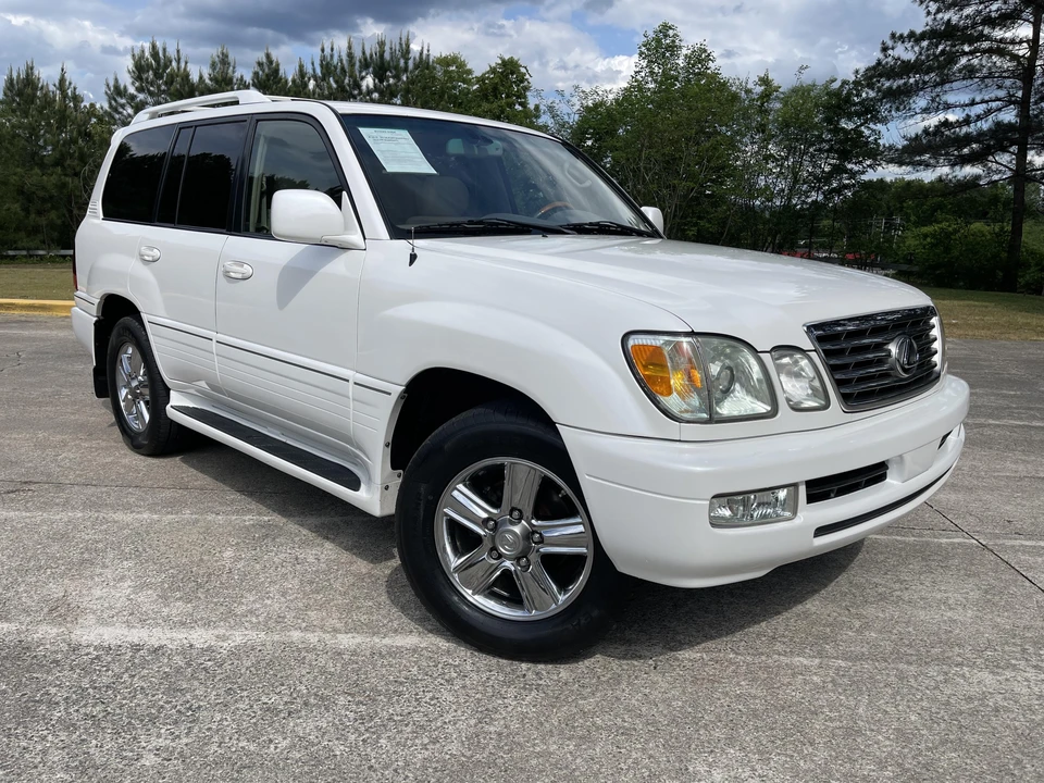 2006 Lexus LX 2nd Gen - Image 12 of 31
