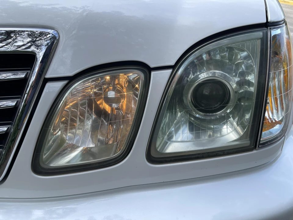 2006 Lexus LX 2nd Gen - Image 24 of 31
