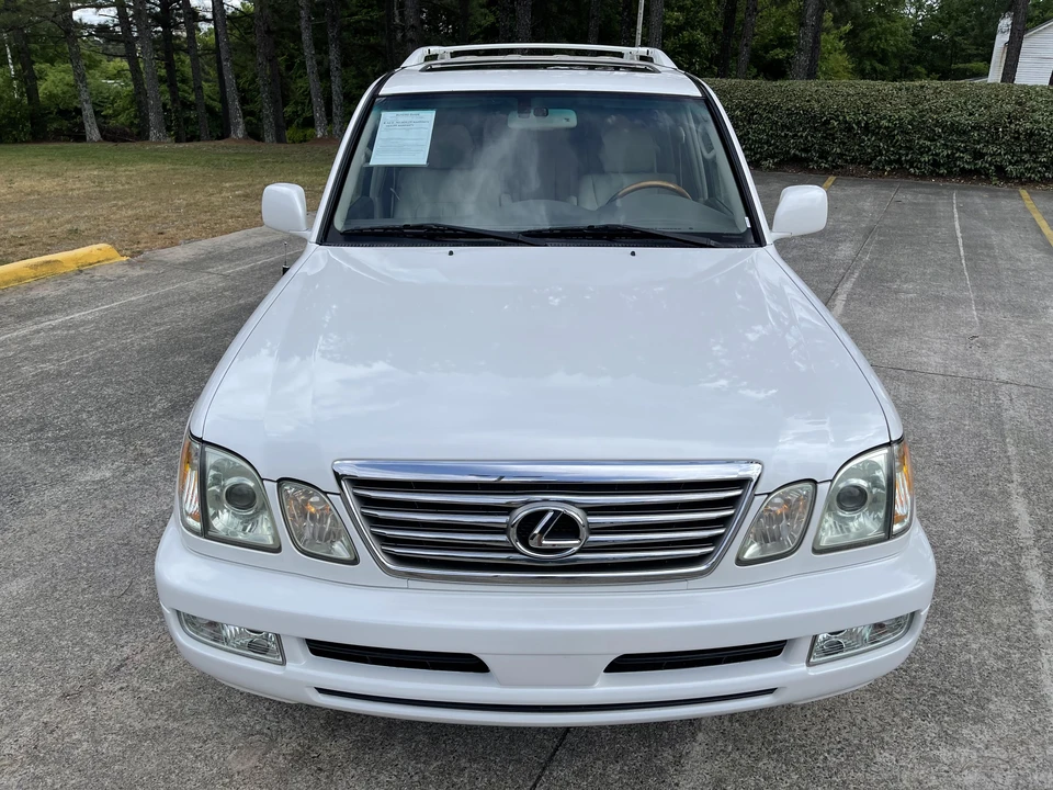 2006 Lexus LX 2nd Gen - Image 6 of 31