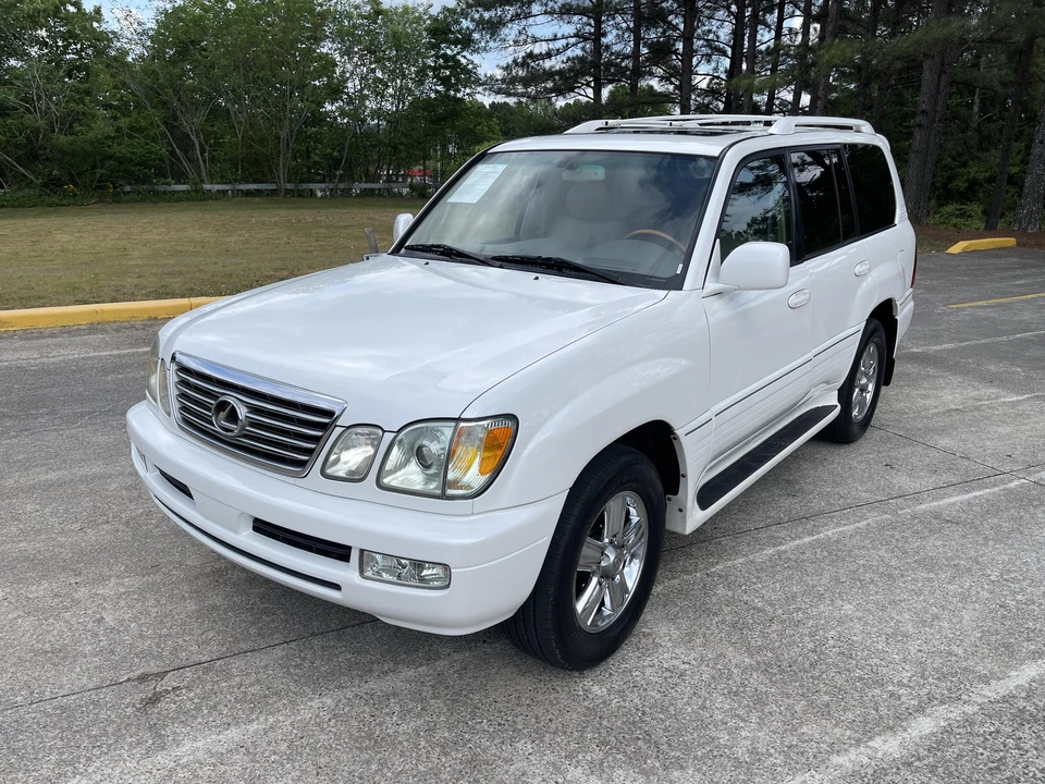 2006 Lexus LX 2nd Gen - Image 7 of 31