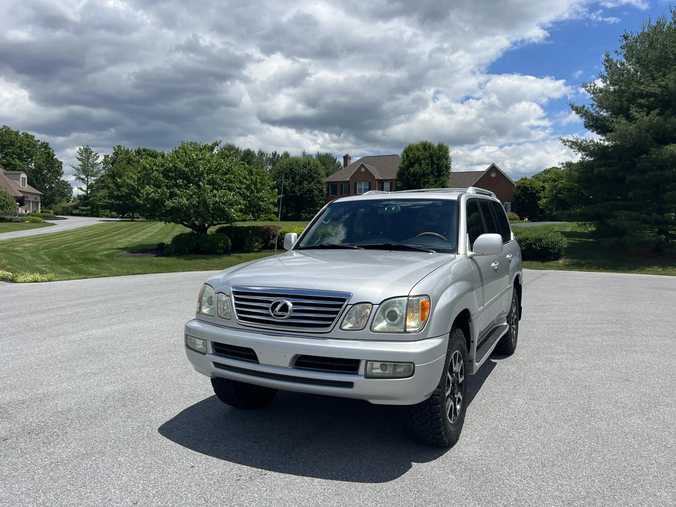 2006 Lexus LX 2nd Gen - Image 22 of 31